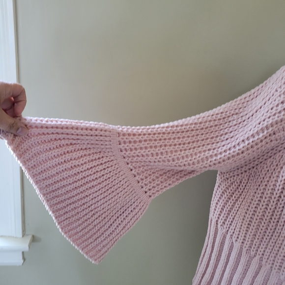 POL chenille bell sleeve sweater - Picture 2 of 6